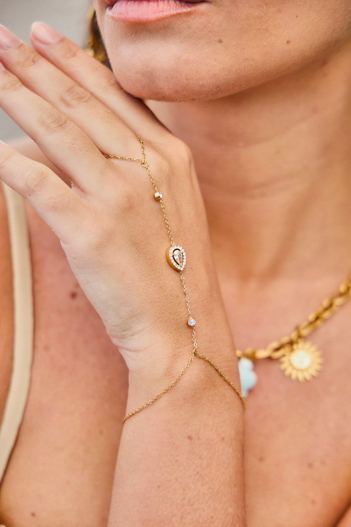 Chaîne de main Luna