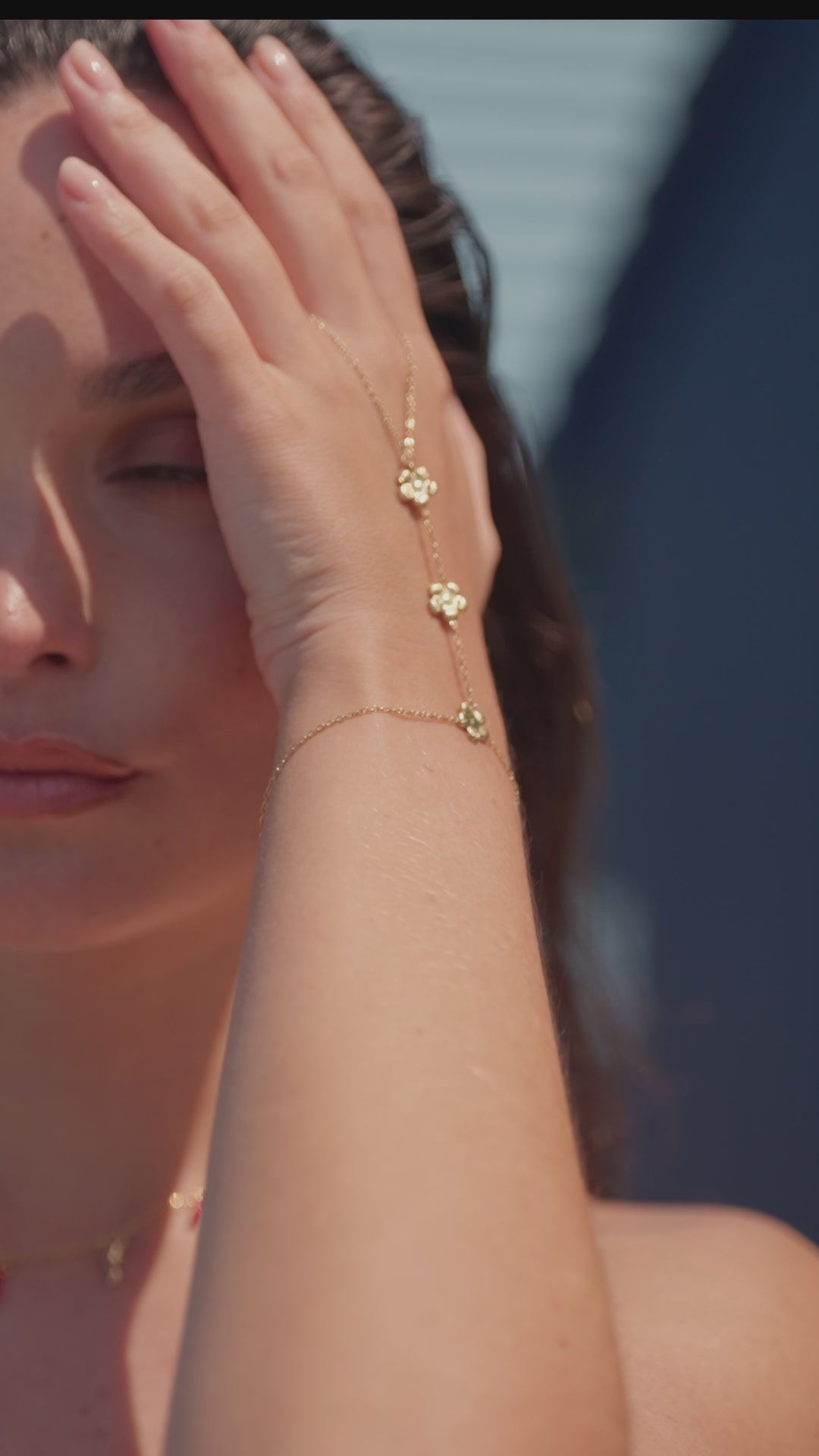 Chaîne de main Violette